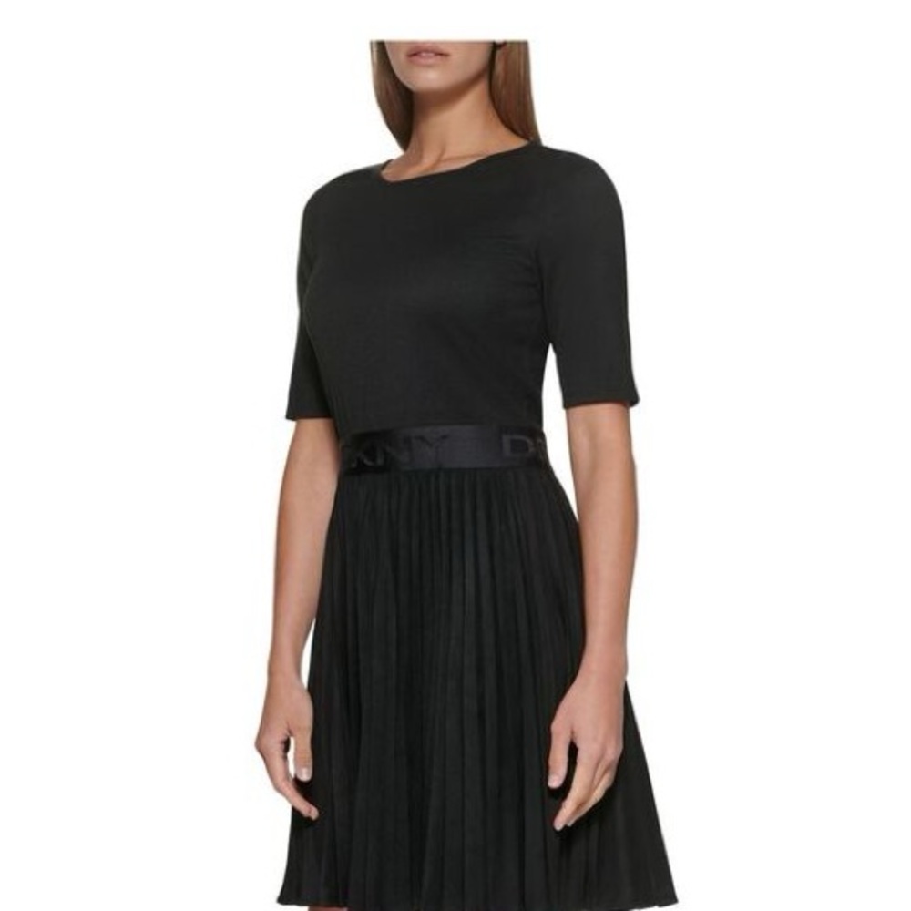 DKNY Pleated Fit n Flare Dress Black Size 8‎